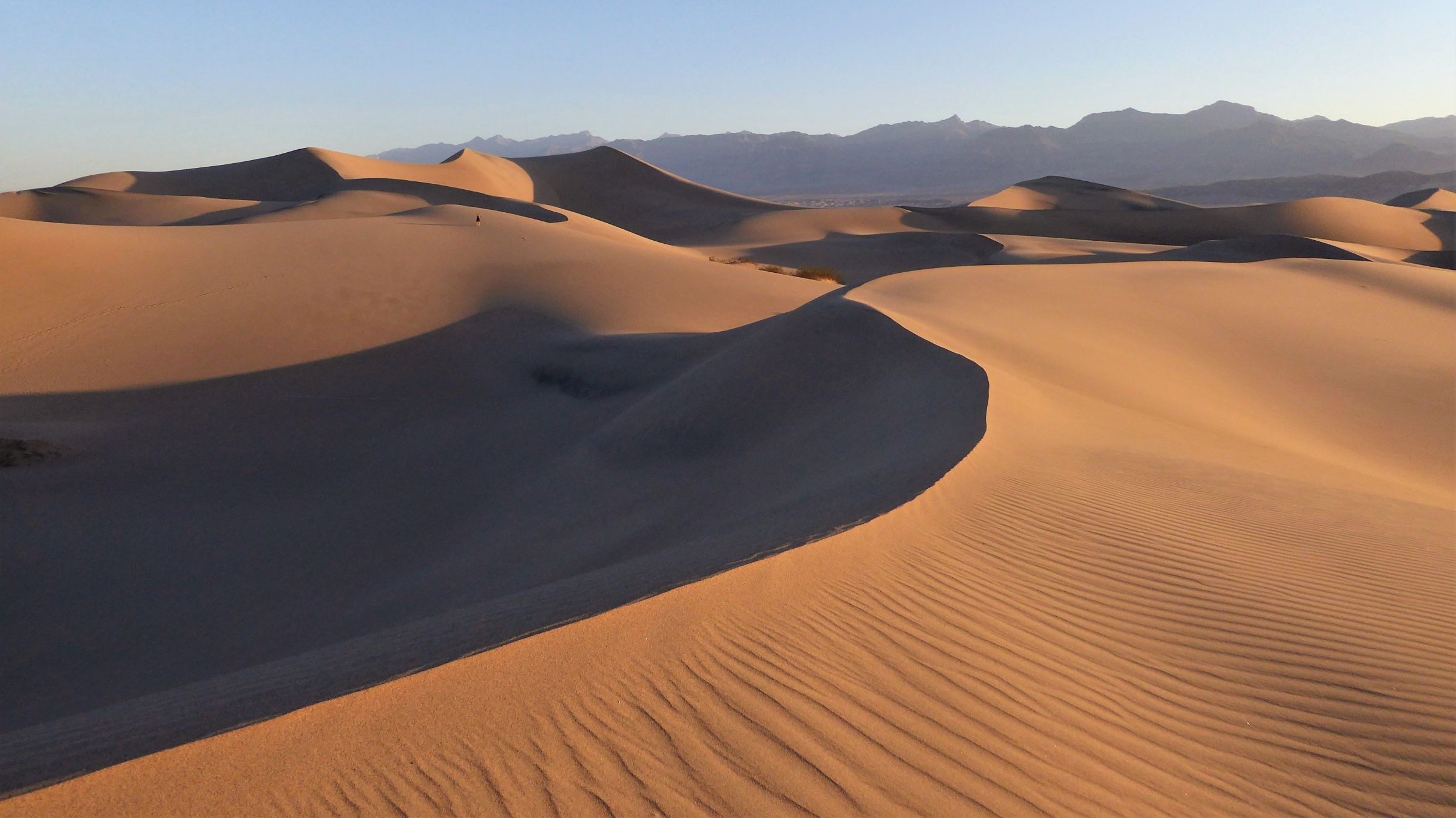 Mesquite Flat Sand Dunes in the Death Valley - 7 Must-Know Tips