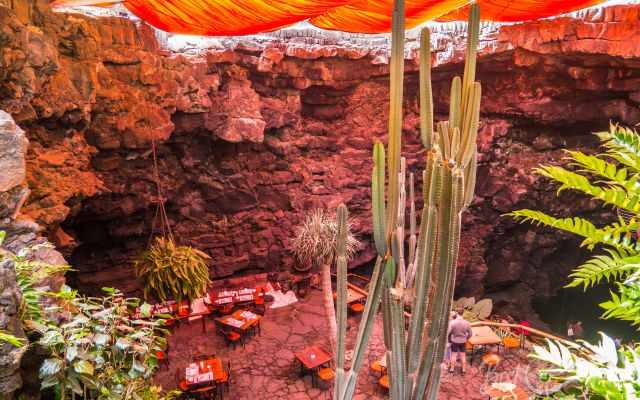 The restaurant in the Jameos del Agua cave
