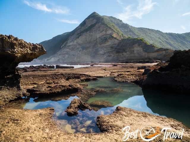 Gericke's Point at low tide with a tide pool.