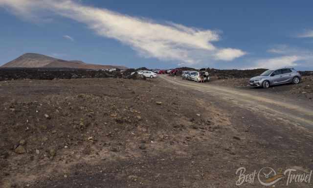 Caldera Blanca parking and trailhead