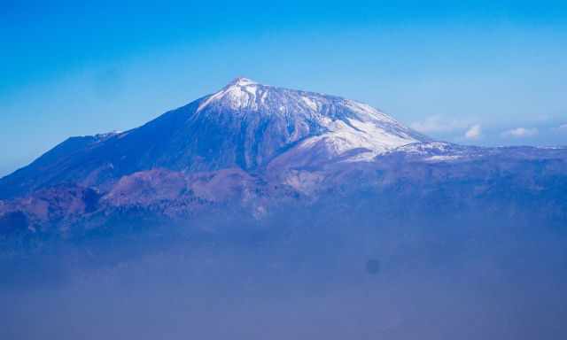 Snow and calima at Teide in the winter.