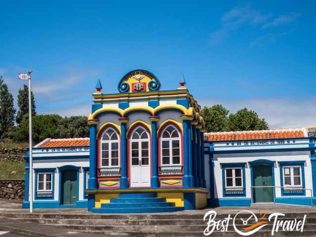 A colourful Imperios in Terceira